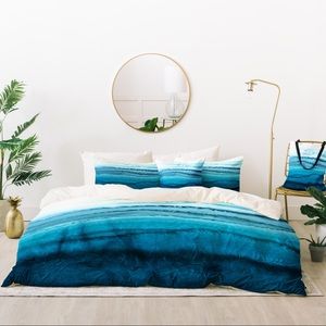 Bed in a bad ‘Within the Tides’ by Monika Strigel